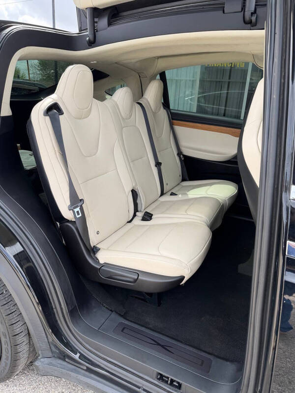 2019 Tesla Model X Standard Range