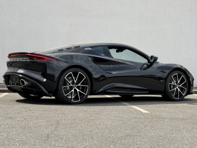 2025 Lotus Emira V6 Base