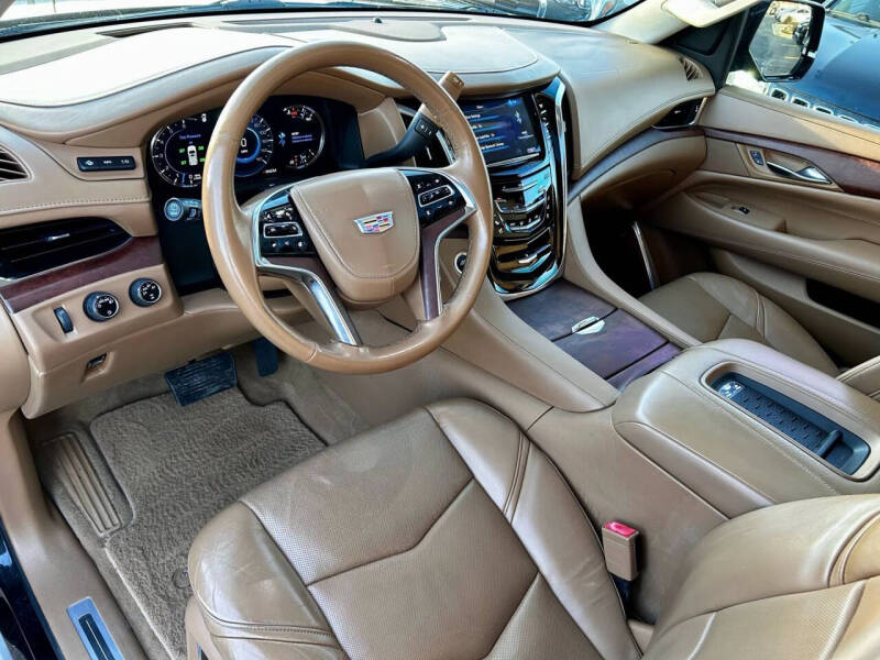 2016 Cadillac Escalade Platinum