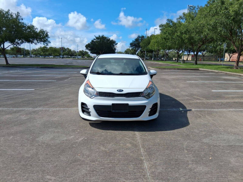 2016 Kia Rio 5-Door LX