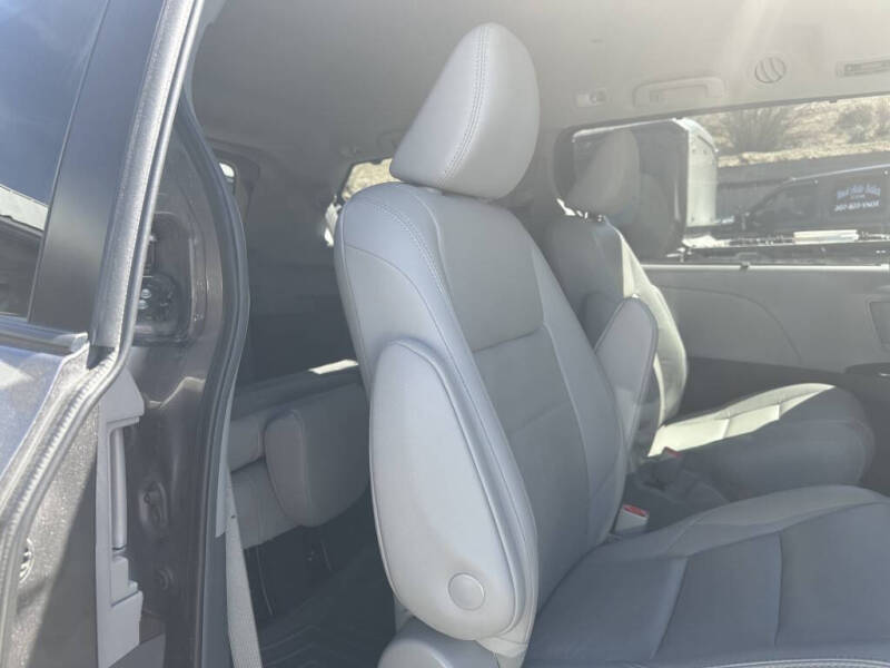 2018 Toyota Sienna