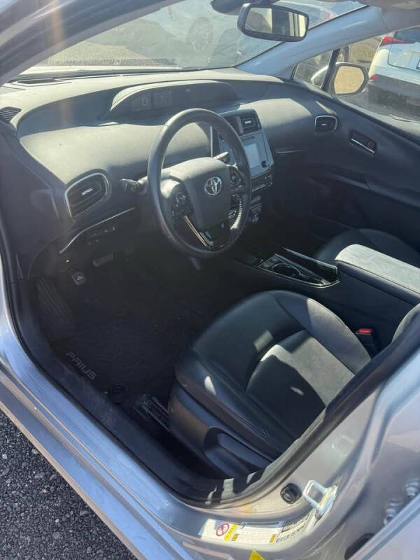 2019 Toyota Prius XLE AWD-e