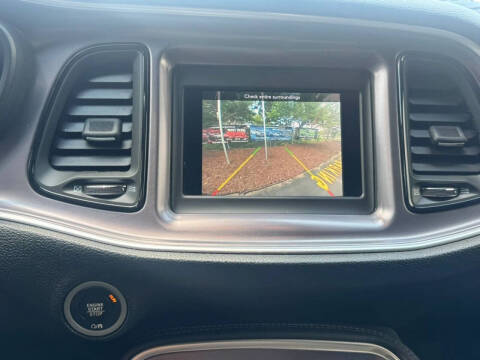 2019 Dodge Challenger SXT