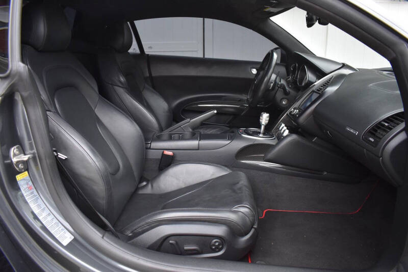 2012 Audi R8 5.2 quattro