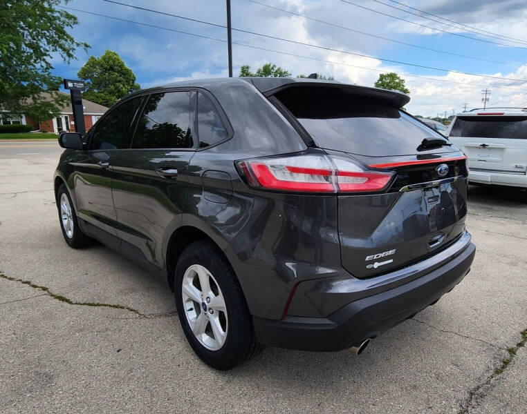 2020 Ford Edge SE