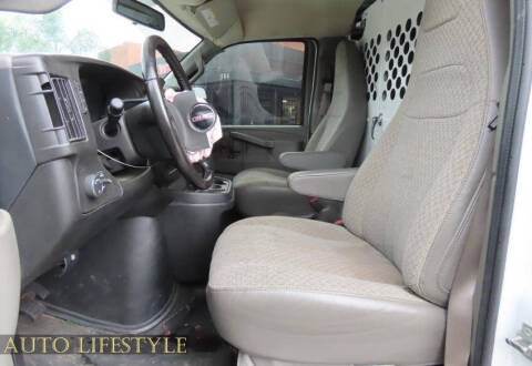 2023 GMC Savana 2500