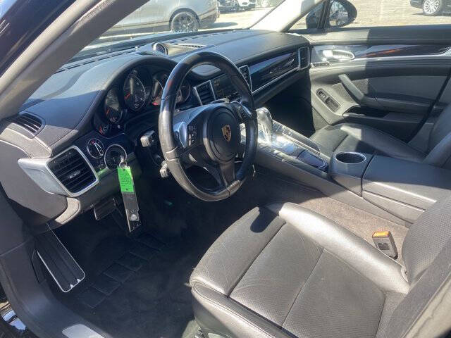 2016 Porsche Panamera