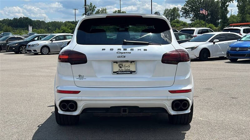 2016 Porsche Cayenne GTS