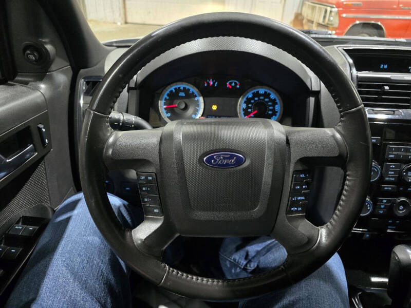 2009 Ford Escape XLT