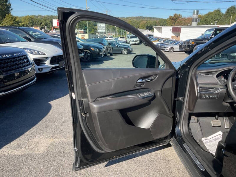 2019 Cadillac XT4 Sport