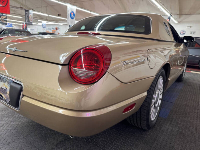 2005 Ford Thunderbird Deluxe