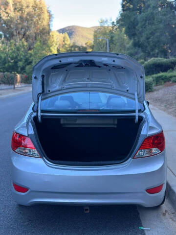 2013 Hyundai Accent GLS