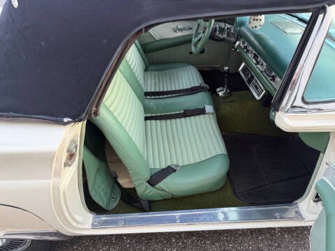 1957 Ford Thunderbird