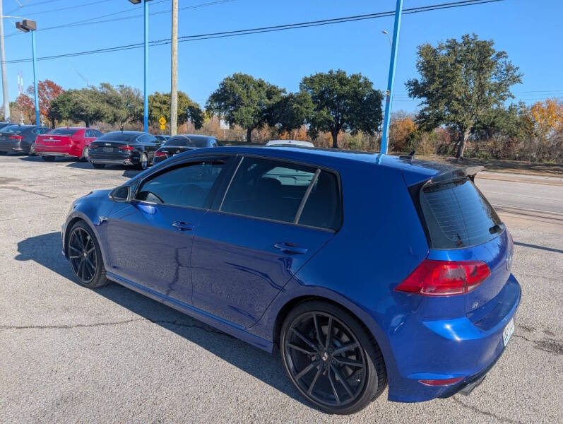 2016 Volkswagen Golf R 4Motion