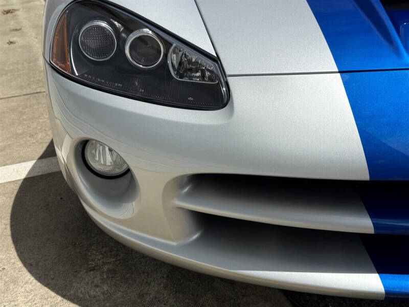 2010 Dodge Viper SRT-10