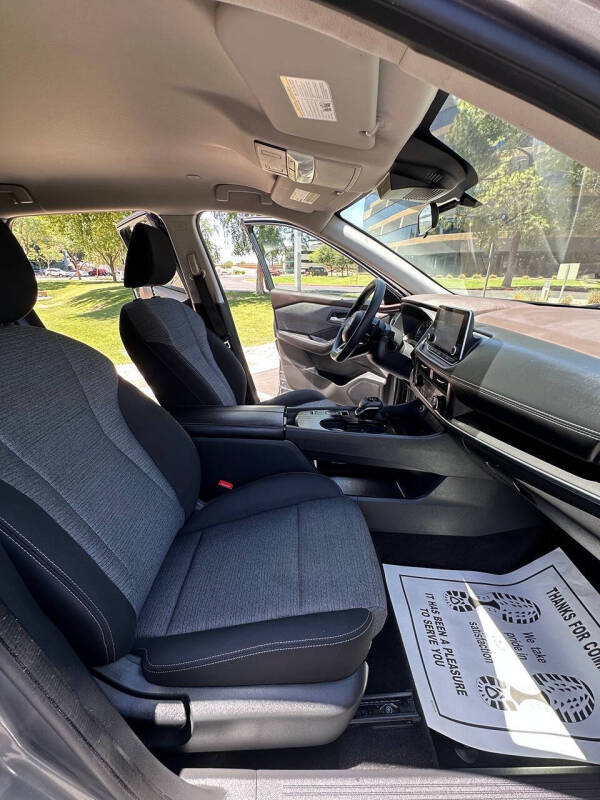 2023 Nissan Rogue SV