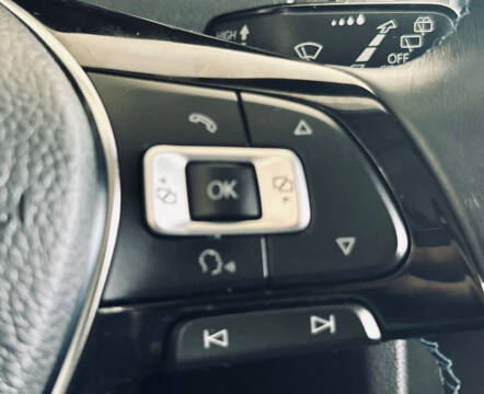 2017 Volkswagen e-Golf SE