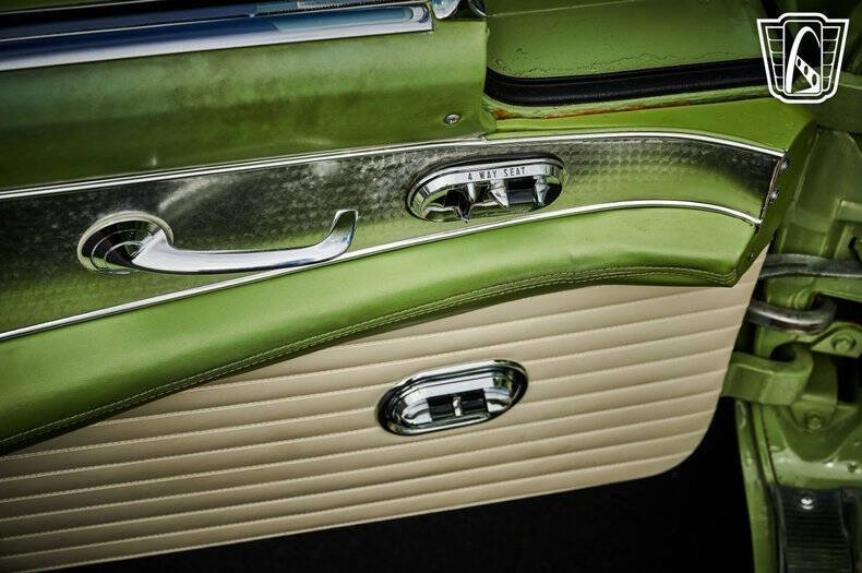 1956 Ford Thunderbird