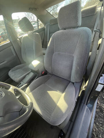 2003 Toyota Camry LE V6