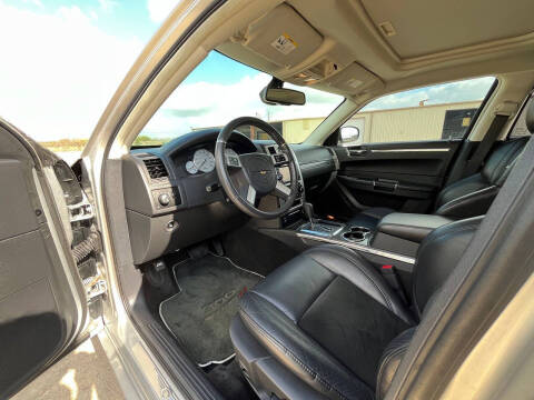 2009 Chrysler 300 SRT-8