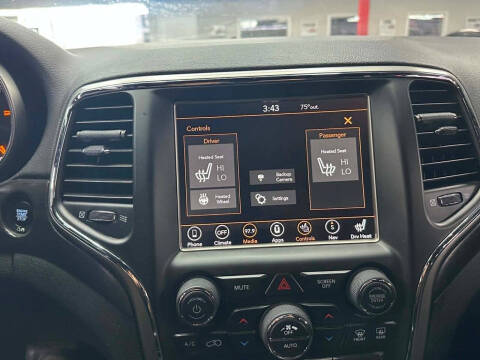 2018 Jeep Grand Cherokee Laredo E