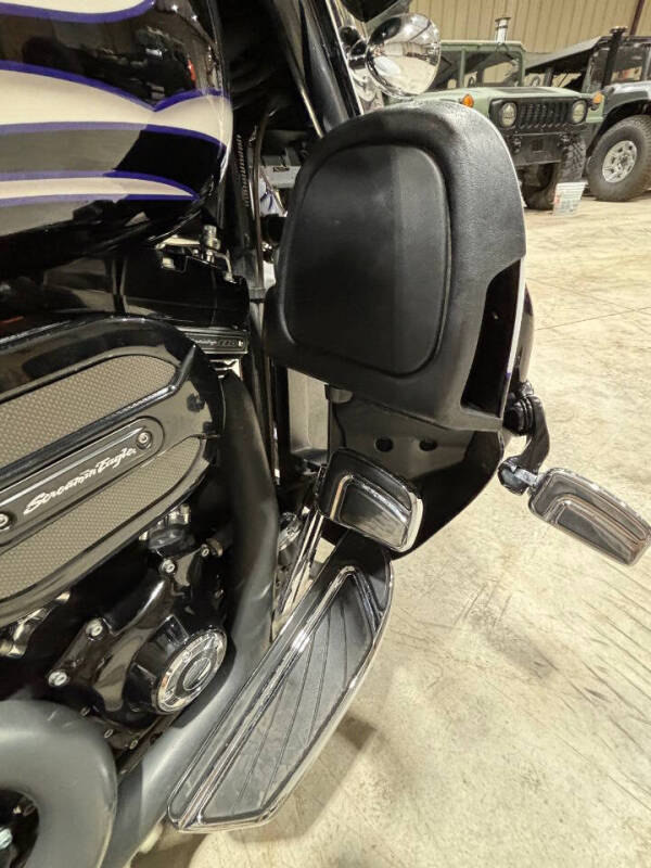 2016 Harley-Davidson Street Glide  Screaming Eagle