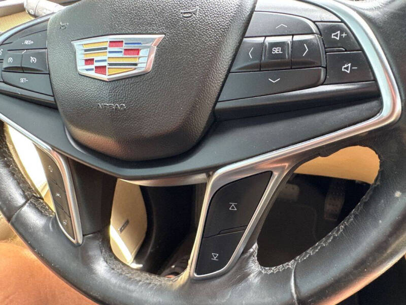 2018 Cadillac XT5 Premium Luxury
