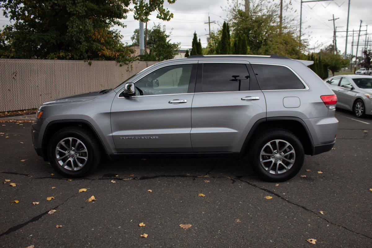 2016 Jeep Grand Cherokee for sale at Vrbo Motors in Linden, NJ