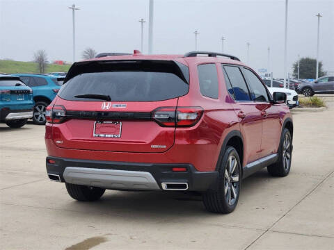 2025 Honda Pilot Touring