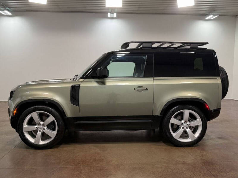 2024 Land Rover Defender 90 P400 X-Dynamic SE