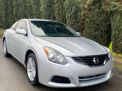 2012 Nissan Altima for sale at River City Auto Sales Inc in West Sacramento CA