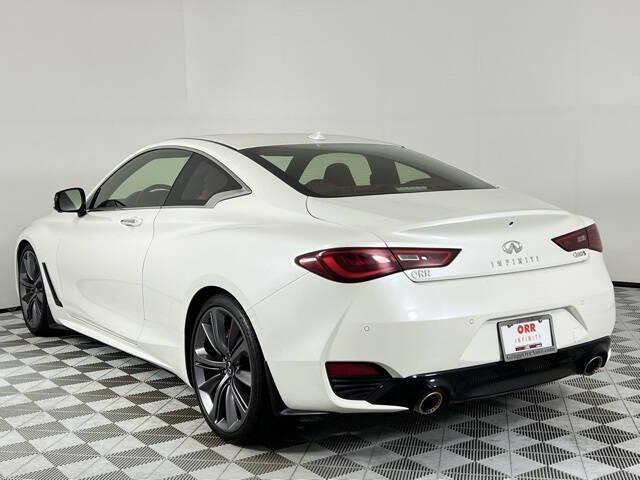 2022 Infiniti Q60 Red Sport 400