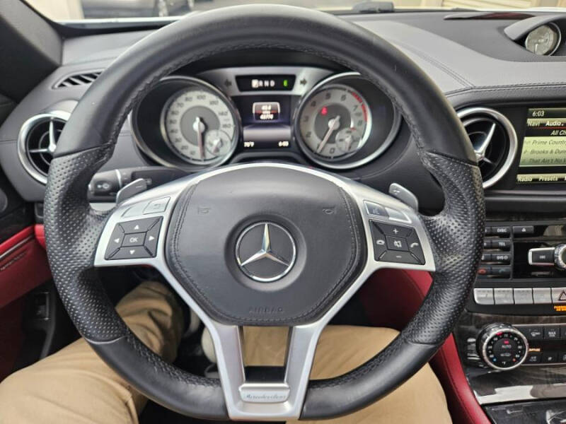 2016 Mercedes-Benz SL-Class SL550 photo 14