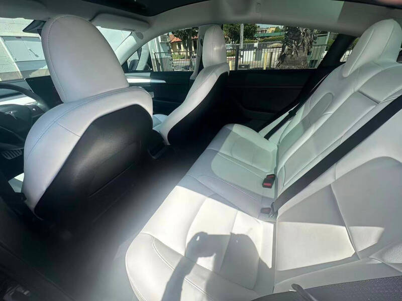 2023 Tesla Model 3 Performance