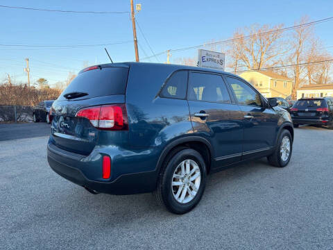 2015 Kia Sorento LX