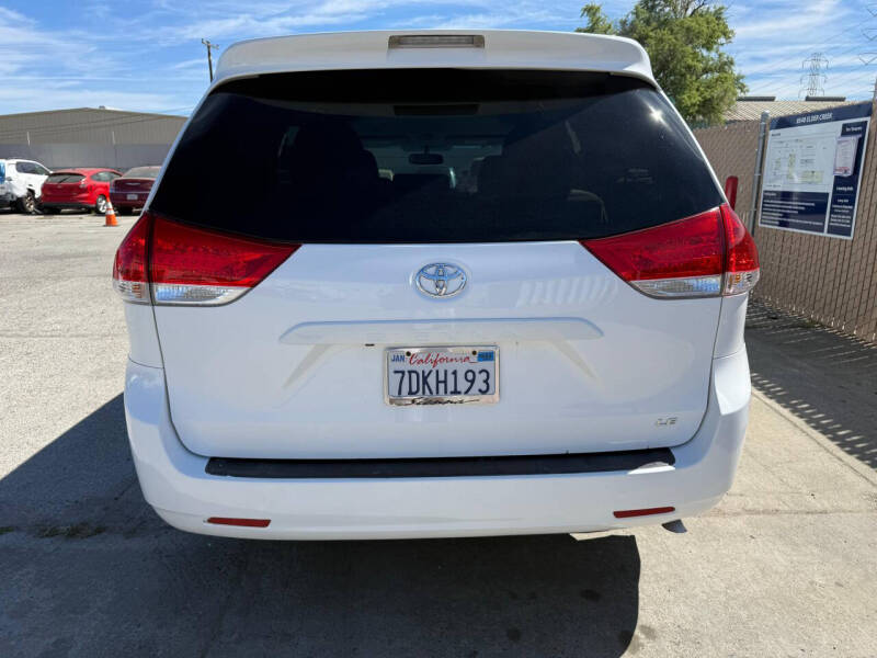 2014 Toyota Sienna