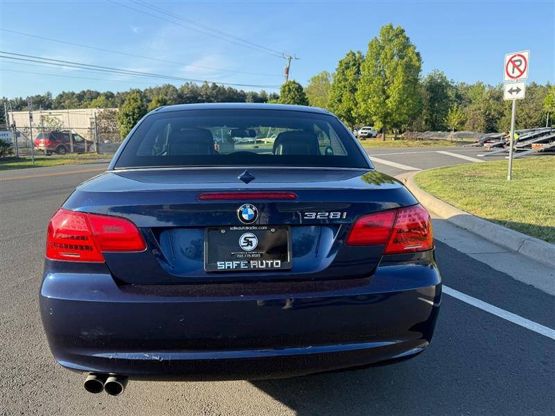 2011 BMW 3 Series 328i
