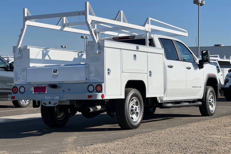 2025 GMC Sierra 2500HD Pro