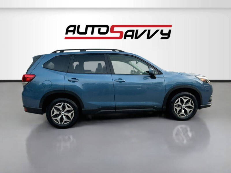 2024 Subaru Forester Premium