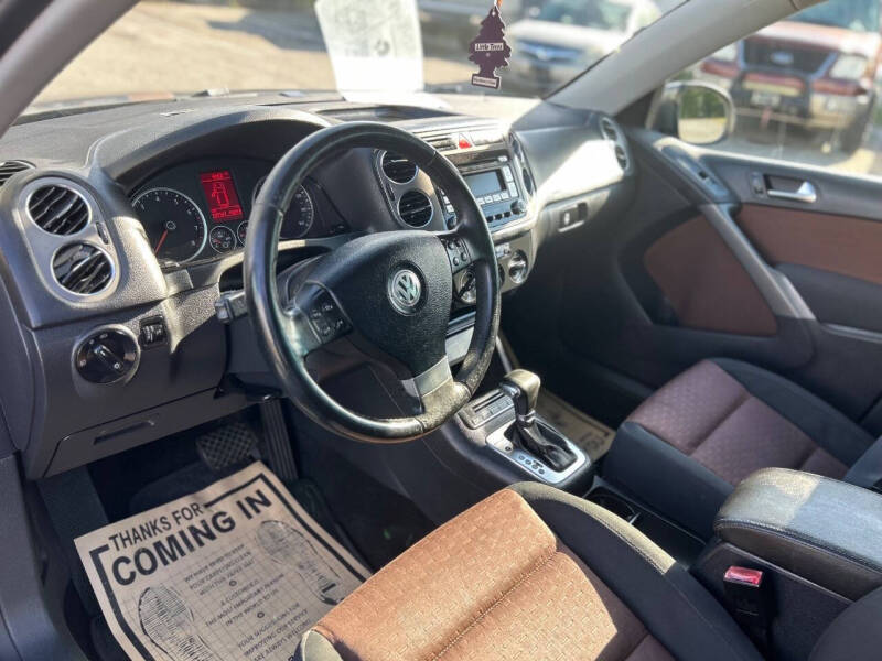 2009 Volkswagen Tiguan SE 4Motion