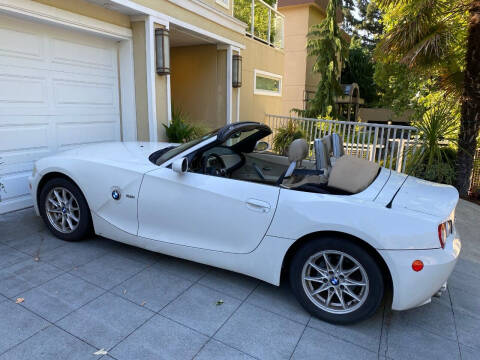 2005 BMW Z4 2.5i