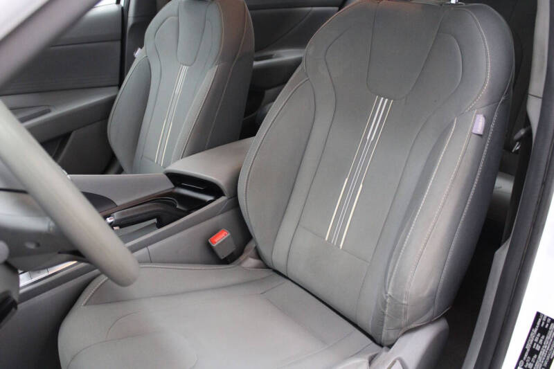 2022 Hyundai Elantra
