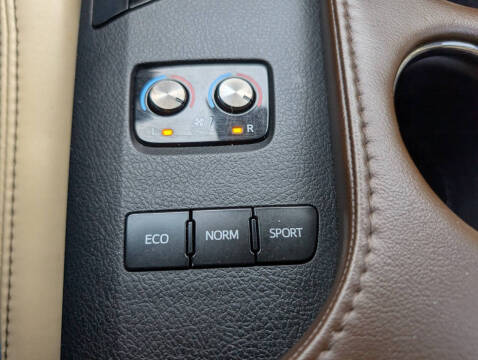 2017 Toyota Avalon XLE Premium