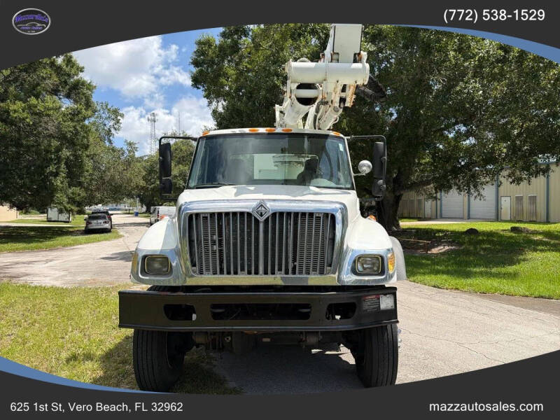 2005 International WorkStar 7300