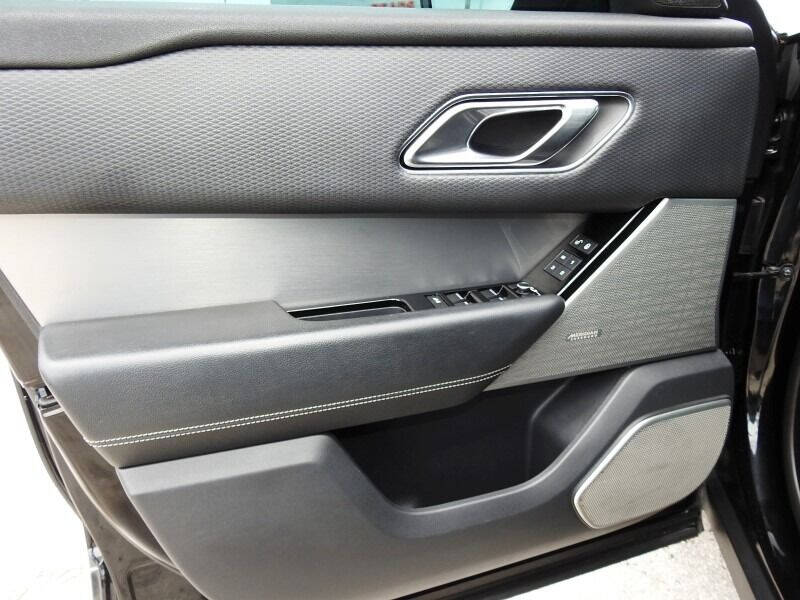 2018 LAND ROVER Range Rover Velar SUV / Crossover - $41,900