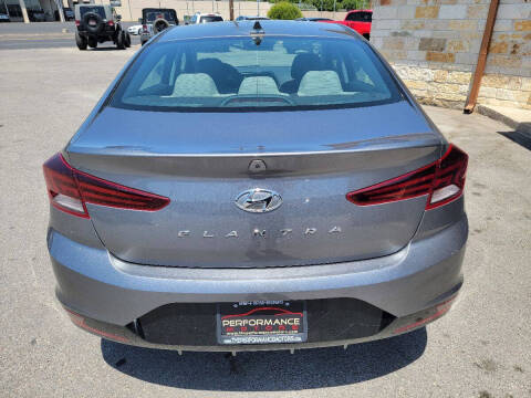 2019 Hyundai Elantra