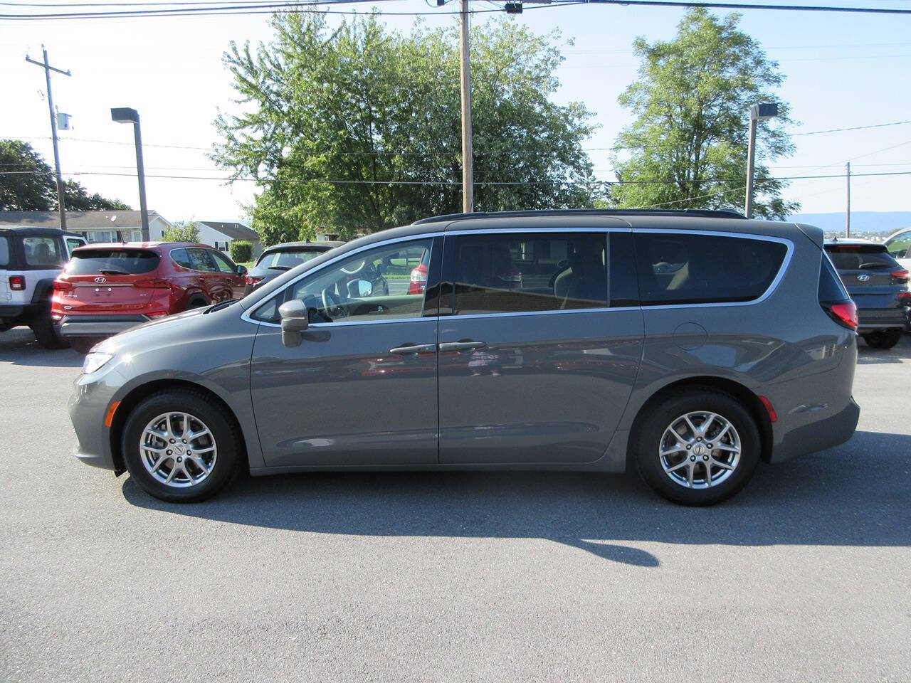 2021 Chrysler Pacifica for sale at FINAL DRIVE AUTO SALES INC in Shippensburg, PA