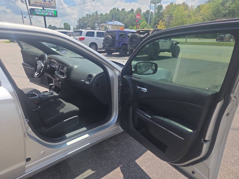 2012 Dodge Charger SE