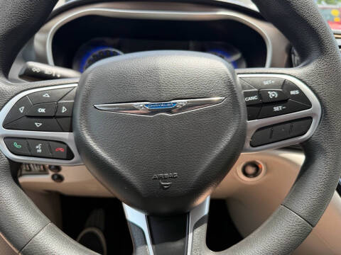 2017 Chrysler Pacifica Touring