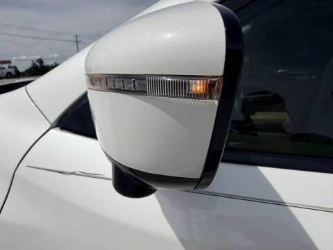 2017 Nissan Pathfinder Platinum
